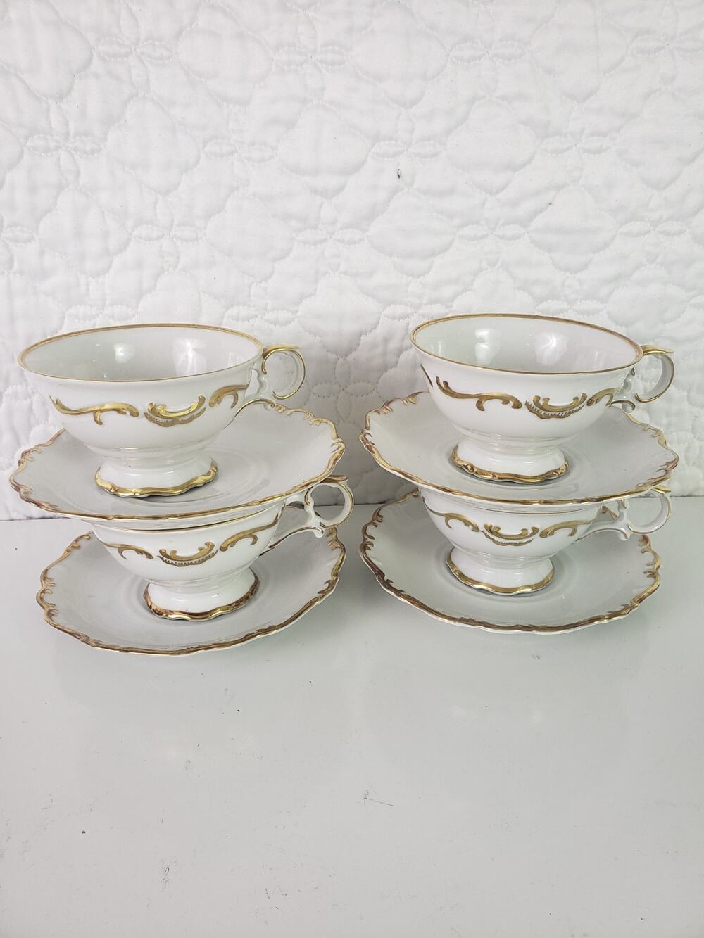 Schumann Bavaria Arzberg Golden Elegance Tea Cups & Saucers Germany Set of 4